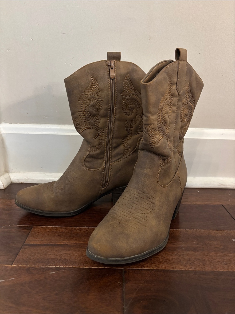 Women's Brown Western Ankle Boots - Casual Cowboy Style